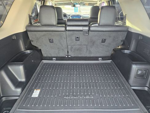 Used 2018 Toyota 4Runner Limited w/ Four Season Floor Mat Package image 17