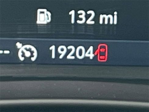 Certified 2022 GMC Terrain SLT w/ Elevation Edition image 27