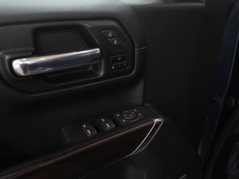 Used 2020 GMC Sierra 1500 SLT w/ SLT Premium Plus Package image 22