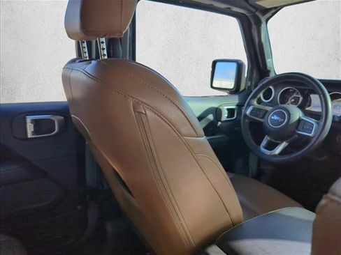 Used 2022 Jeep Wrangler Unlimited Sahara image 17