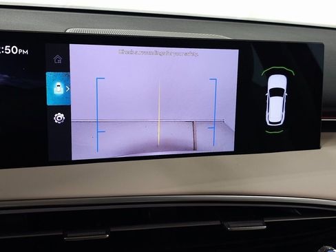 New 2026 Genesis GV70 2.5T Select image 21