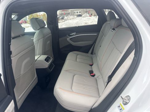 Certified 2023 Audi e-tron Chronos w/ Chronos Package image 17