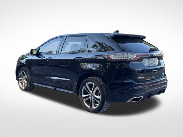 Used 2018 Ford Edge Sport w/ Technology Package AWD/4WD image 3
