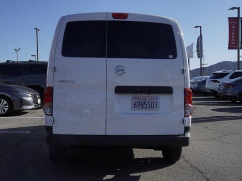 Certified 2021 Nissan NV200 S w/ Back Door Glass Package image 5