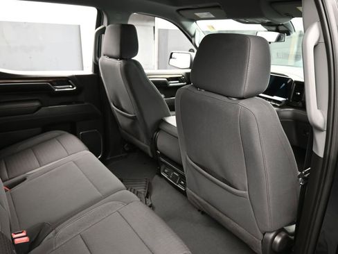 Used 2023 Chevrolet Silverado 1500 LT image 44