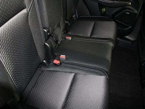 New 2026 Mitsubishi Outlander ES image 8