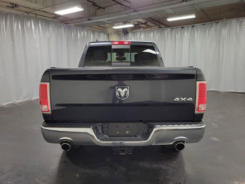 Used 2015 RAM 1500 Laramie w/ Convenience Group image 8