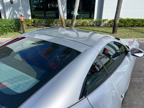 Used 2019 Ferrari Portofino image 21