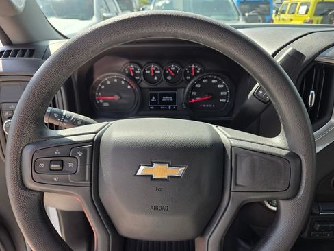 Used 2025 Chevrolet Silverado 2500 W/T RWD image 27