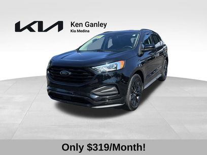 Used 2022 Ford Edge SE w/ Black Appearance Package