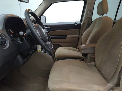 Used 2015 Jeep Patriot Latitude image 17