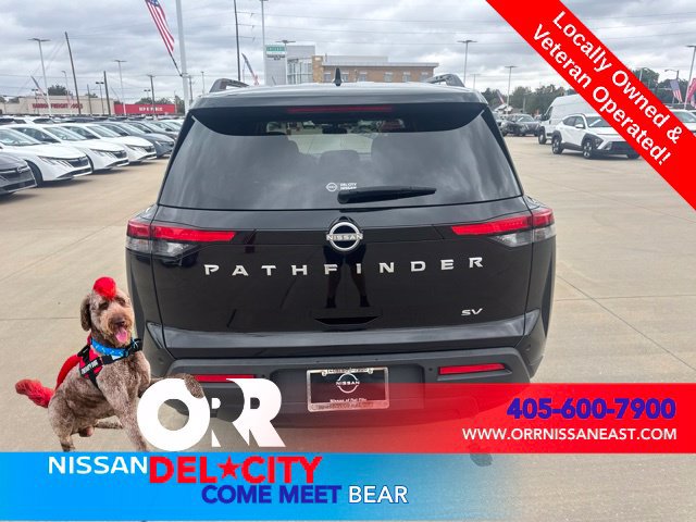 Used 2024 Nissan Pathfinder SV FWD image 4