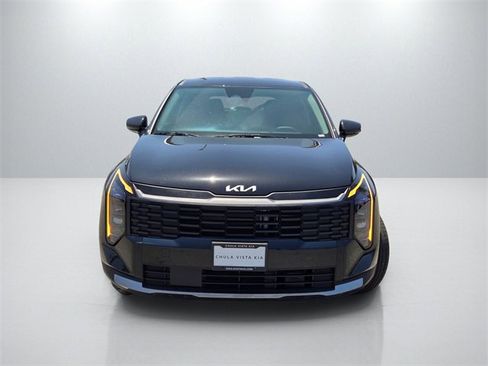 New 2026 Kia Sportage LX image 2