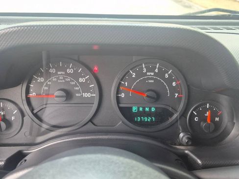 Used 2009 Jeep Wrangler X w/ Black Appearance Group AWD/4WD image 35