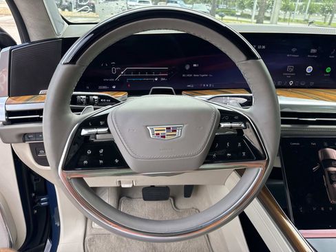 Used 2025 Cadillac Escalade Sport Platinum AWD/4WD image 25