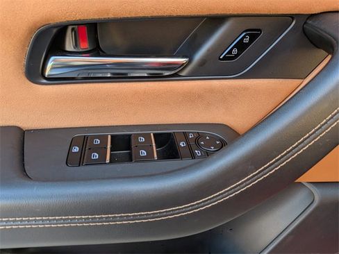 Used 2025 MAZDA CX-70 3.3 Turbo S w/ Premium Plus image 11