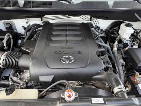 Used 2018 Toyota Tundra SR5 image 44