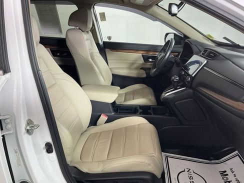 Used 2019 Honda CR-V Touring image 5