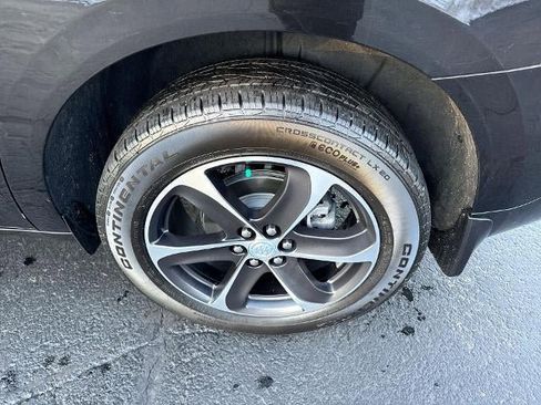 Used 2022 Buick Enclave Essence w/ Experience Buick Package image 34