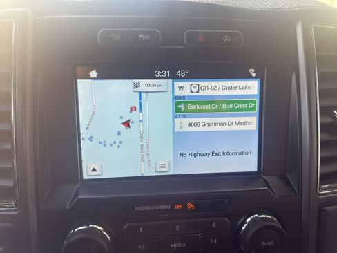 Used 2017 Ford F150 XLT w/ Equipment Group 302A Luxury image 13