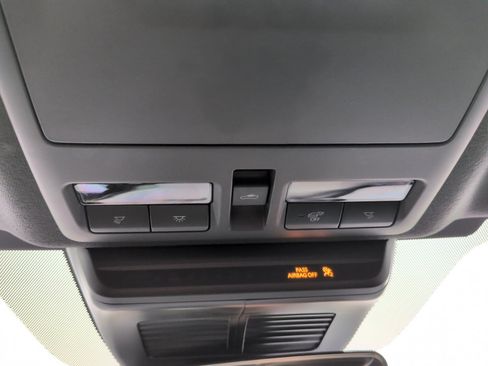 Used 2025 MAZDA MAZDA3 s image 30