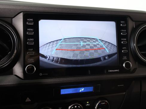 Used 2021 Toyota Tacoma TRD Sport image 6