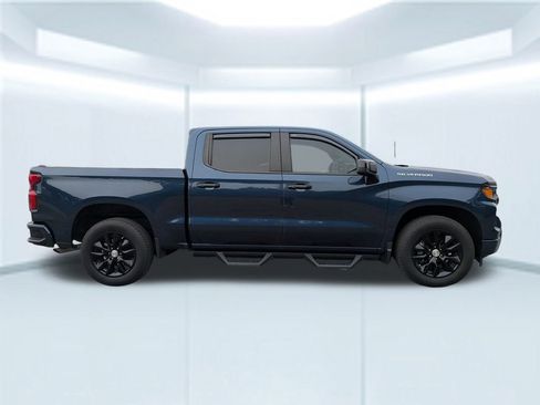 Used 2023 Chevrolet Silverado 1500 Custom image 7