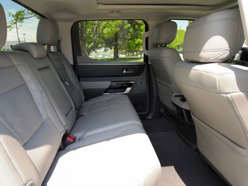 Used 2022 Toyota Tundra Limited RWD image 33