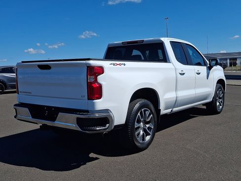 Certified 2023 Chevrolet Silverado 1500 LT AWD/4WD image 6
