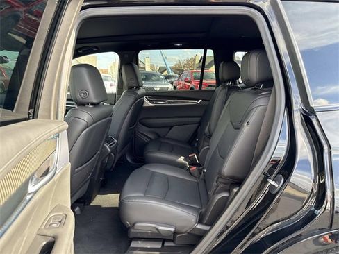 Certified 2023 Cadillac XT6 Sport image 13