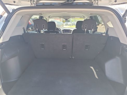 Used 2020 GMC Terrain SLE w/ Driver Convenience Package FWD image 26