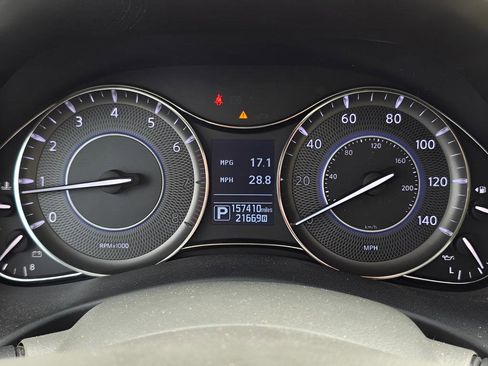 Used 2017 INFINITI QX80 2WD w/ Driver Assistance Package image 29