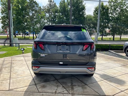 Used 2026 Hyundai Tucson SEL FWD image 12