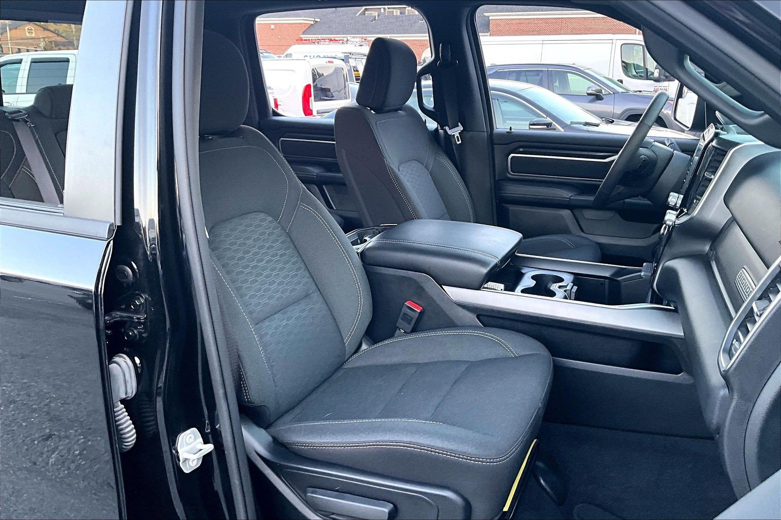 Used 2025 RAM 1500 Big Horn AWD/4WD image 7