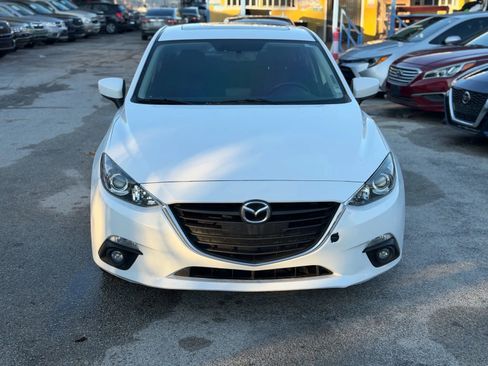 Used 2016 MAZDA MAZDA3 i Touring w/ Popular Equipment Package FWD image 4