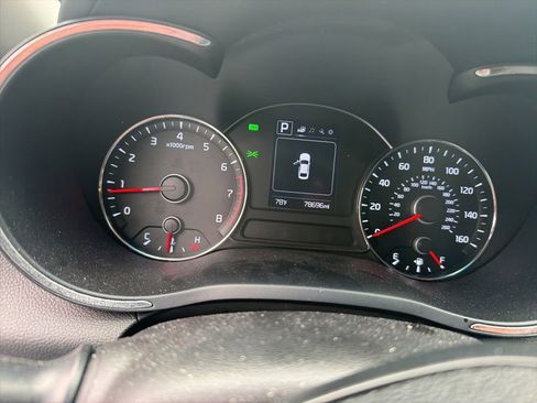 Used 2018 Kia Forte S FWD image 4