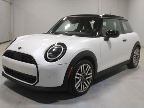 Used 2026 MINI Cooper S FWD image 1