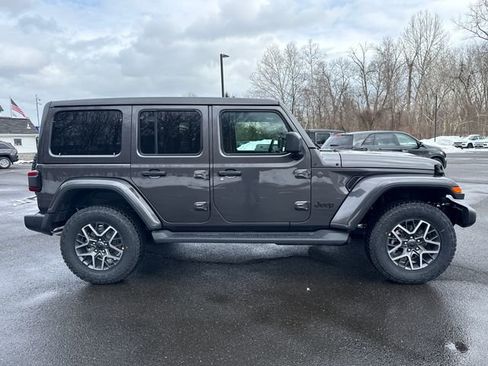 New 2026 Jeep Wrangler Sahara image 9