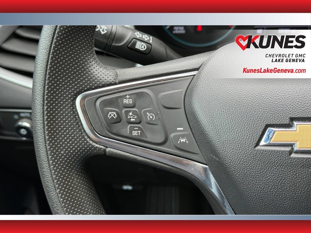Used 2025 Chevrolet Malibu LT FWD image 14