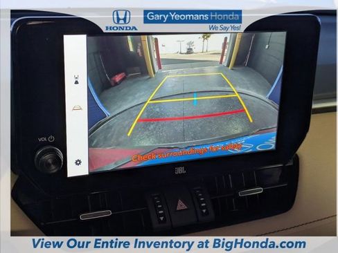 Used 2025 Toyota RAV4 Limited w/ Advanced Technology Package image 35