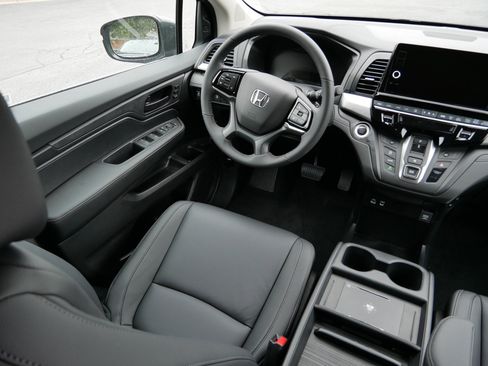 New 2026 Honda Odyssey EX-L image 9