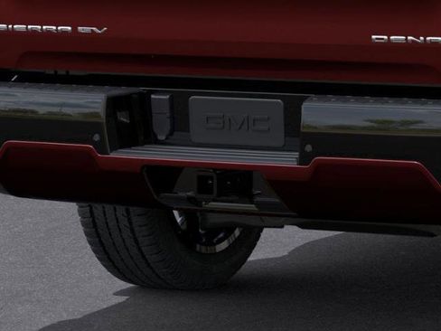 New 2025 GMC Sierra EV Denali image 38