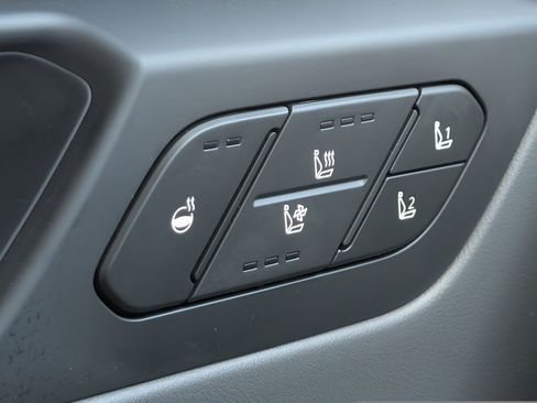 New 2026 Kia EV9 Wind image 22