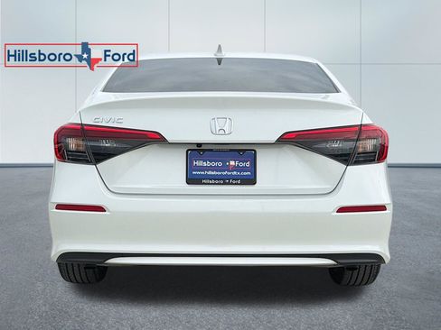 Used 2024 Honda Civic EX image 6