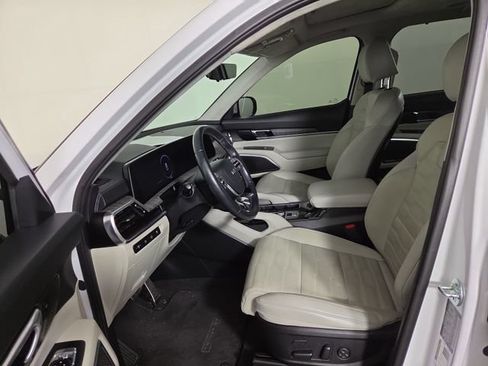 Certified 2024 Kia Telluride SX Prestige AWD/4WD image 11