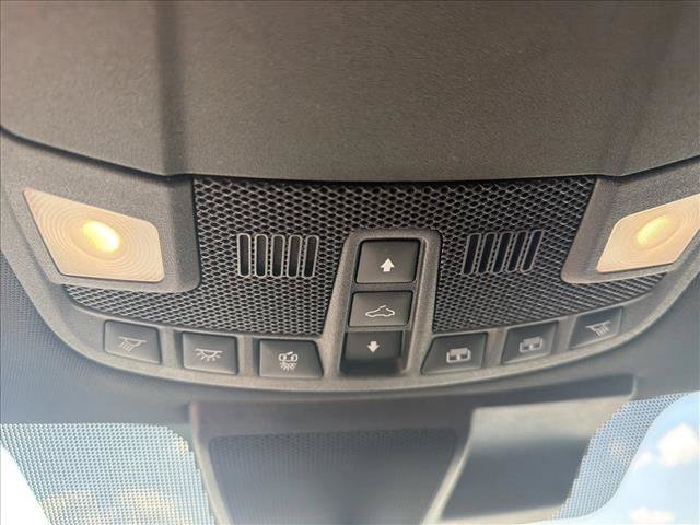 Used 2019 Ford F150 Platinum w/ Equipment Group 701A Luxury AWD/4WD image 18