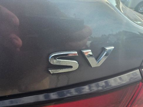 Used 2022 Nissan Sentra SV image 5