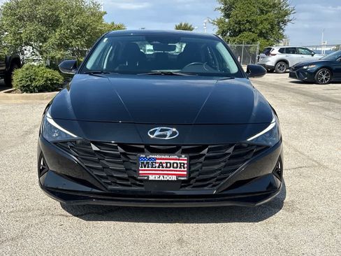Used 2023 Hyundai Elantra SEL w/ Convenience Package FWD image 8