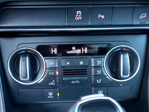 Used 2017 Audi Q3 2.0T Premium image 17