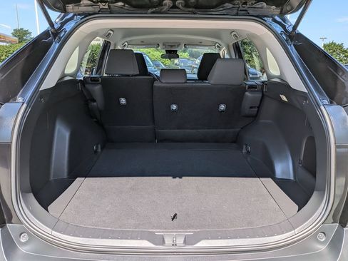 Used 2025 Toyota RAV4 XLE FWD image 29